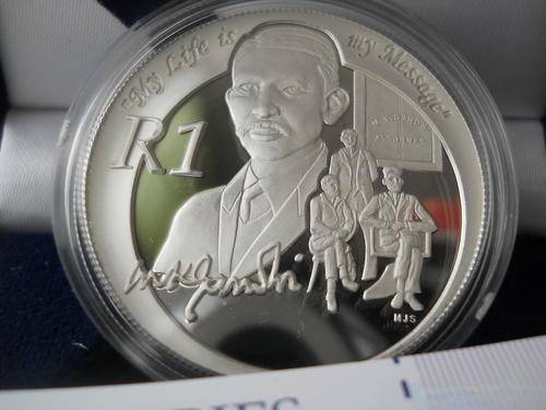 2008 MAHATMA GHANDI SILVER R1 PROOF COIN. C.O.A. AND BOX INCLUDED COIN IS IN IMMACULATE CONDITION.