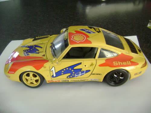 DI CAST METAL PORSCHE 911 CARERA 1993 - MADE IN ITALY