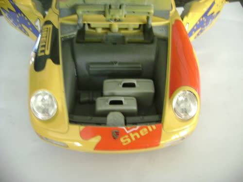 DI CAST METAL PORSCHE 911 CARERA 1993 - MADE IN ITALY