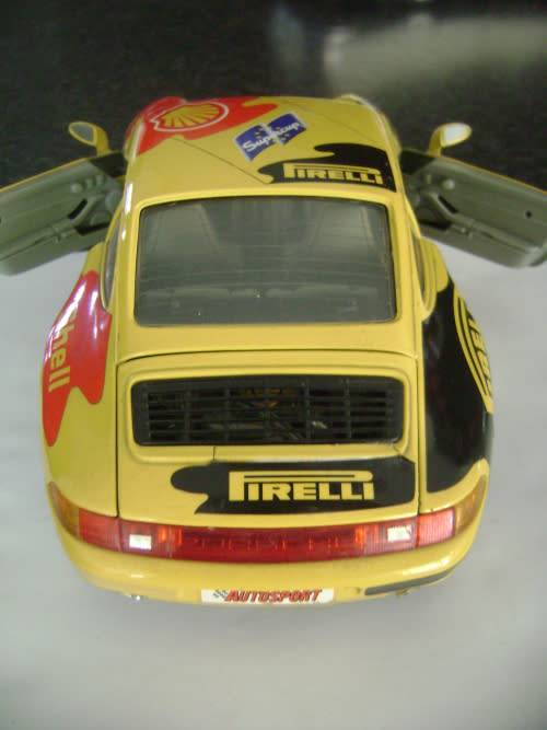 DI CAST METAL PORSCHE 911 CARERA 1993 - MADE IN ITALY
