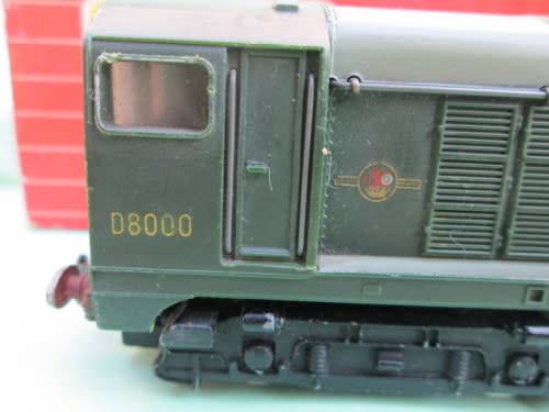 HORNBY DUBLO BR D8000 DIESEL LOCO