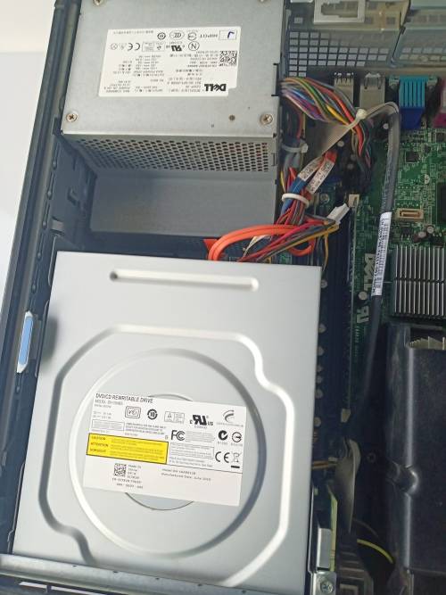 Dell Optiplex 780 desk top computer (used) please read the description.