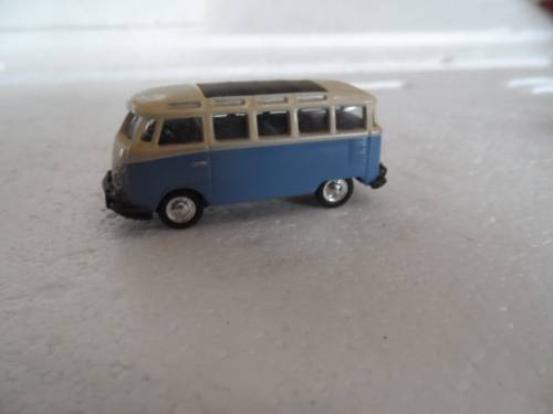 HO DIECAST VW KOMBI