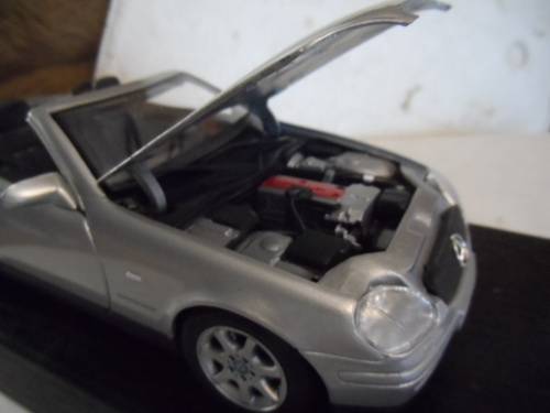 MERCEDES SLK 230 1996-1/18 SCALE-BOXED