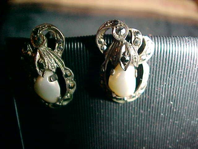 LOVELY MARCASITE AND PEARL SCREW  ON EARINGS
