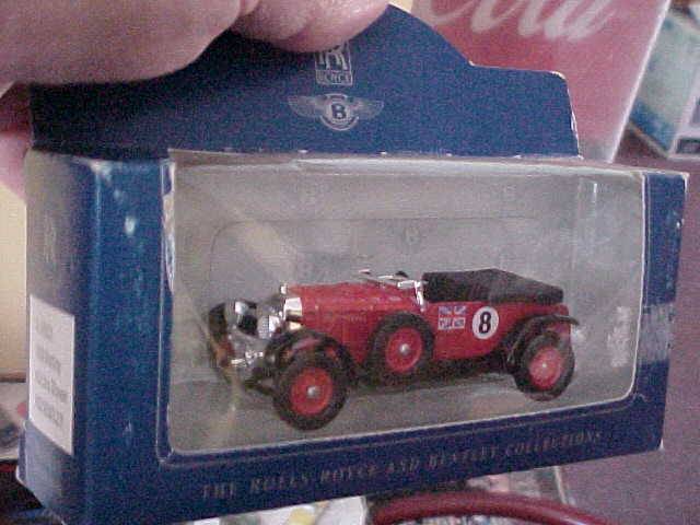 LLEDO RED 1930 BENTLEY 4.5 LITRE BLOWER SL46002