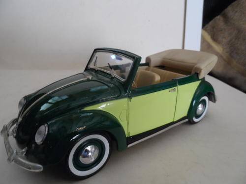 MAISTO 1951 VOLKSWAGEN 1/18