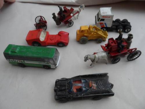CORGI JUNIOR BATMOBILE AND SIX MATCHBOX ITEMS