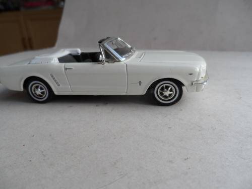 MATCHBOX PLATINUM EDITION 1964 1/2 FORD MUSTANG