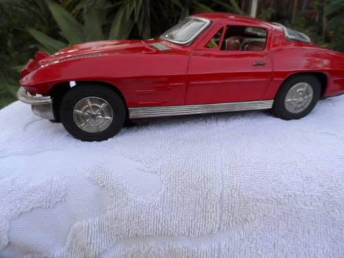 Vintage Ichida 1963 Corvette Battery Operated Car
