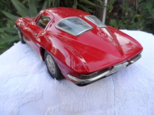 Vintage Ichida 1963 Corvette Battery Operated Car