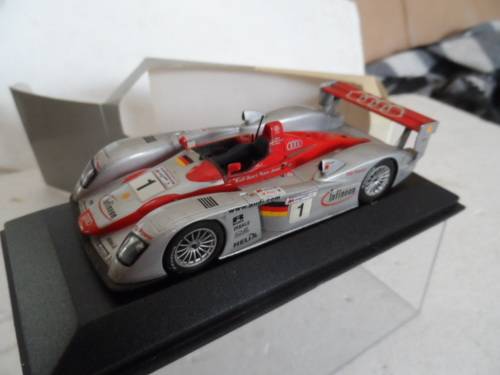 MINICHAMPS 1409  AUDI R8 2002  [M75]