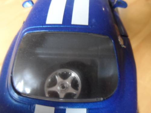 MAISTO  DODGE VIPER  GTS COUPE 1996  1/24 SCALE