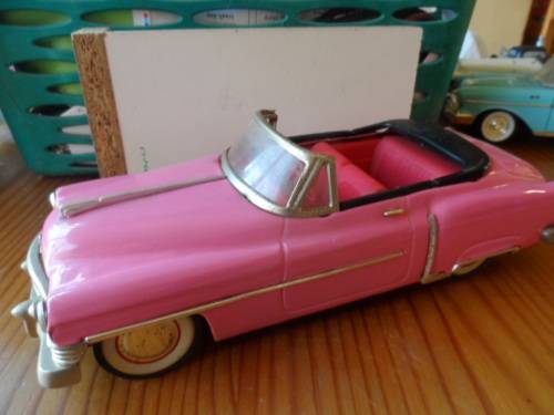 TIN FRICTION 1950 CADILLAC CONVERTABLE  28 CM LONG