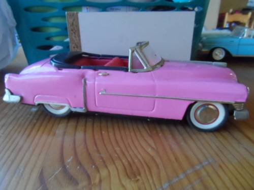 TIN FRICTION 1950 CADILLAC CONVERTABLE  28 CM LONG