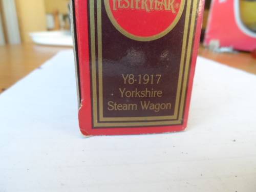 MATCHBOX  Y8 1917 YORKSHIRE STEAM ENGINE ` JOHNNY WALKER`  [M6]