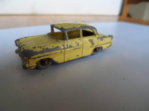 Matchbox Lesney no. 45 Yellow Vauxhall Victor Gray Wheels-