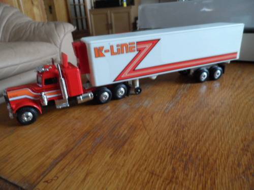 ARTICULATED TRUCK `K LINE` 1/50 SCALE