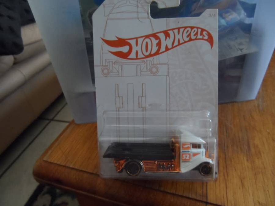 Hot Wheels Fast-Bed Hauler           [m58]