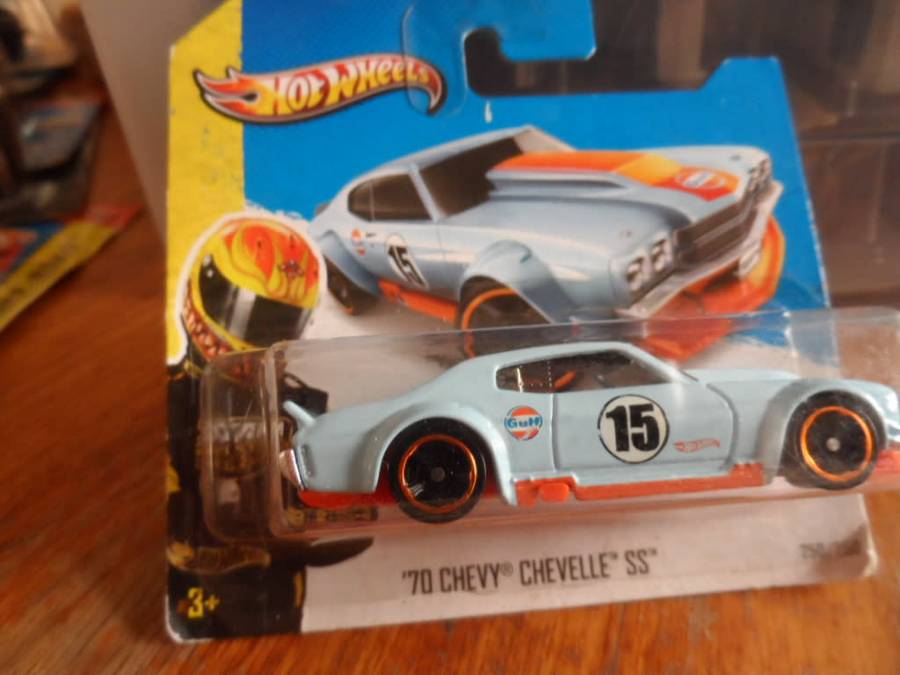 2013 Hot Wheels Showroom #250 70 Chevy Chevelle SS (Blue Gulf) sealed short card  [m50]