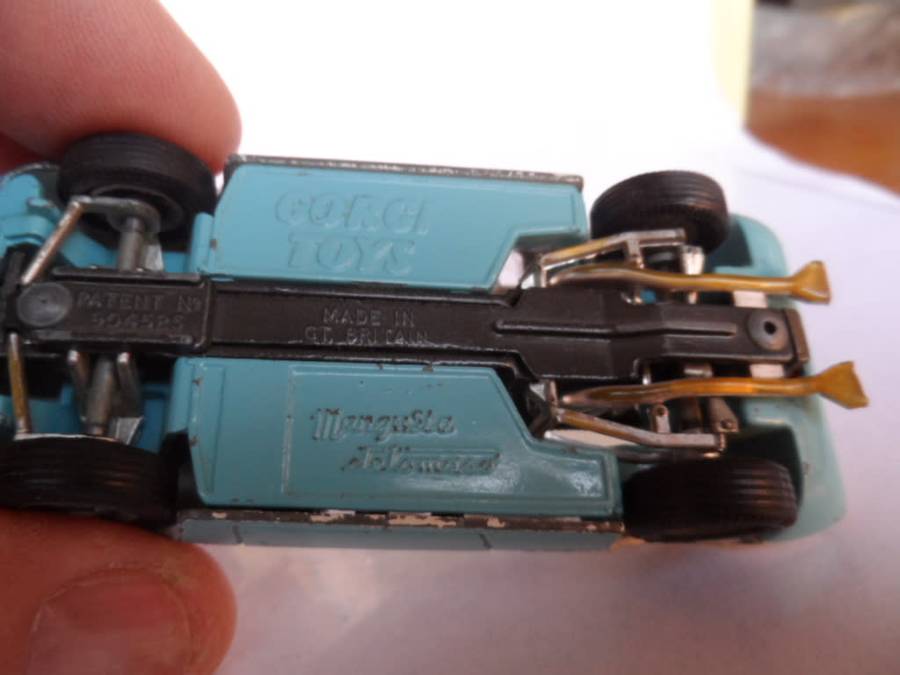 Vintage Corgi Toys G#271 HIA 5000 Mangusta And DeTomaso Chassis   [m23]