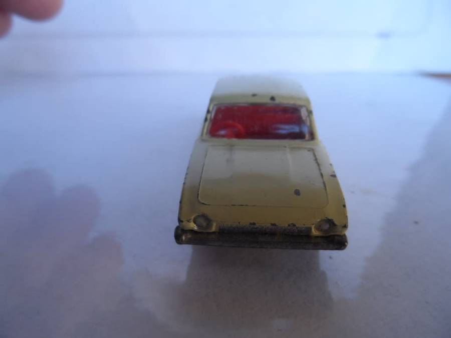 Matchbox Lesney Series 45 Ford Corsair - Grey Wheels