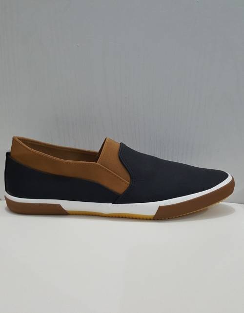 Comfort Men's Classic Slip On Sneakers