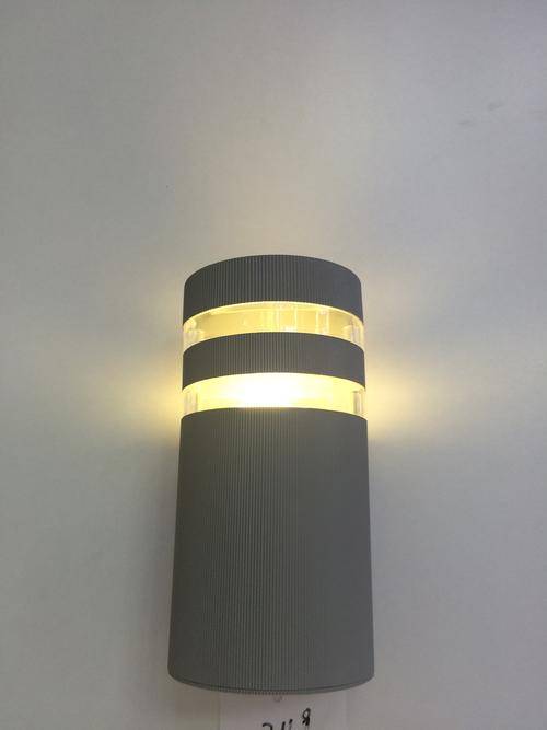 Outdoor Waterproof Wall Lamp-- Garden Balcony Cottage Street Light