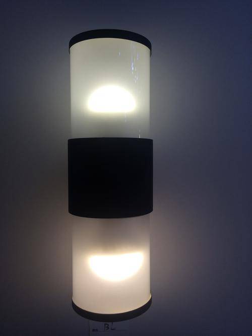 Outdoor Waterproof Wall Lamp-- Garden Balcony Cottage Street Light