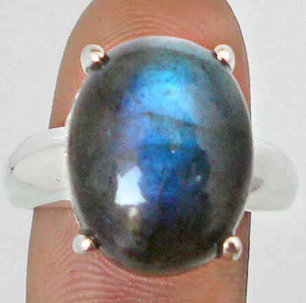 STUNNING SOLID 925 STERLING SILVER & LABRADORITE RING. SIZE 7.5