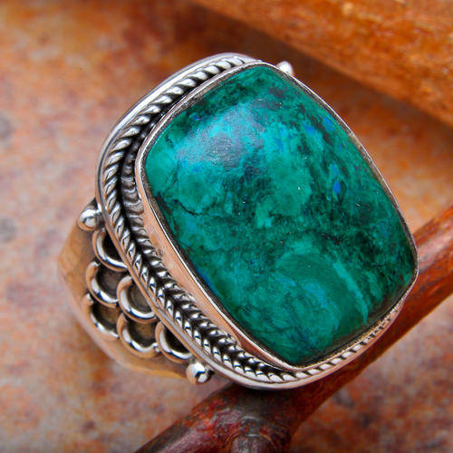STUNNING!!! RING IN 925 SOLID 925 STERLING SILVER WITH GENUINE CHRYSOCOLLA. SIZE 7.