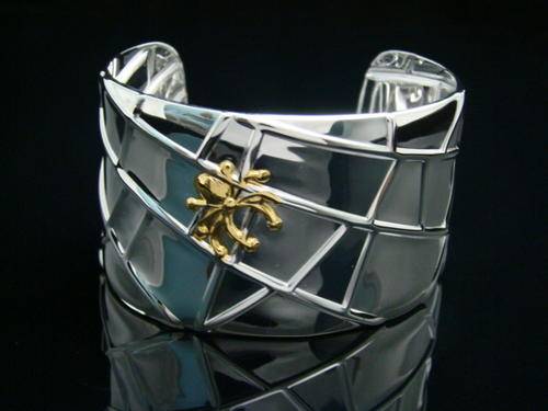 STUNNING!!  WIDE  CUFF BANGLE IN 925 STERLING SILVER.( alloy filled)
