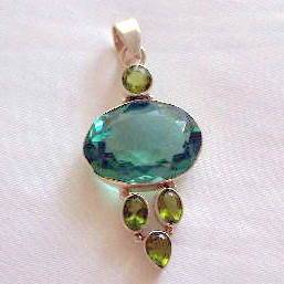 STUNNING APATITE & PERIDOT QUARTZ IN SOLID 925 SILVER. 53 mm.