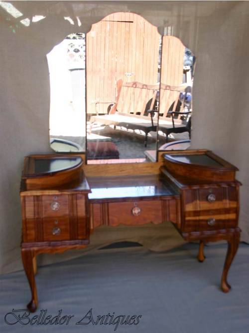 Kiaat Queen Anne Dressing table with stool - 127cm x 50cm