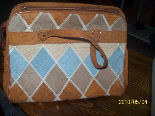Genuine leather handbag, never been used