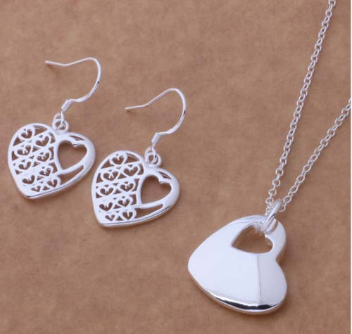 925 Sterling silver plated heart necklace earring set - Beautiful * Anti-allregic*