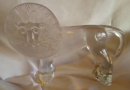 Vintage Kosta Boda Swedish Art Glass Lion by Bertil Vallen, 26cm x 15,5cm