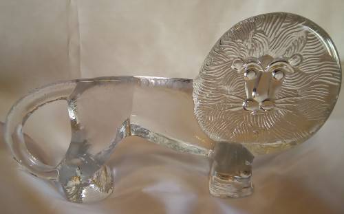 Vintage Kosta Boda Swedish Art Glass Lion by Bertil Vallen, 26cm x 15,5cm