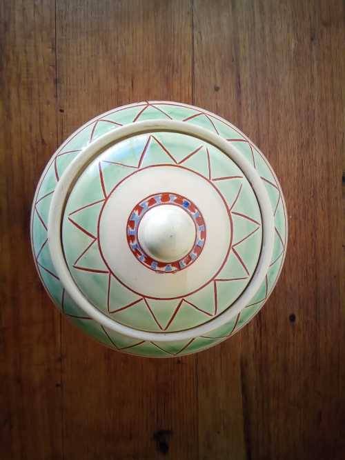 Vintage Art Deco Style Sgraffito Signed Ceramic Cookie bowl 22x17cm