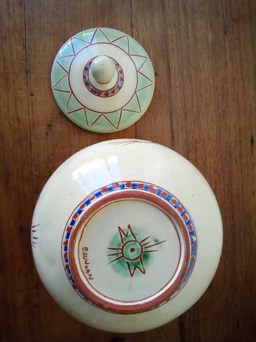 Vintage Art Deco Style Sgraffito Signed Ceramic Cookie bowl 22x17cm