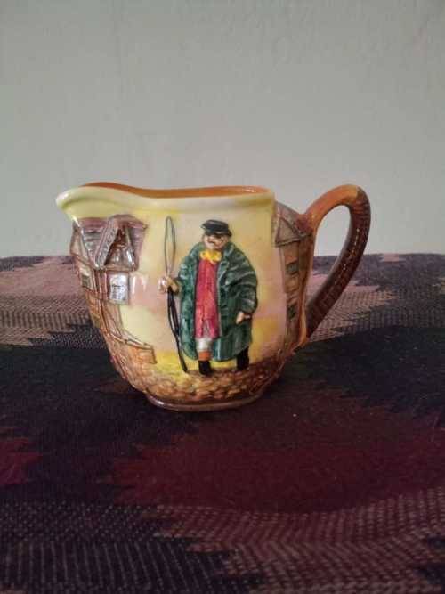 Royal Doulton `Jony Weller` pickwick papers. Milk jug 9cm tall