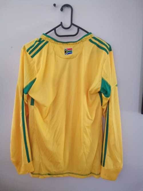 Set of 4 original Adidas Climacool Soccer Jerseys. 2x Large, 1x X-large, 1x medium