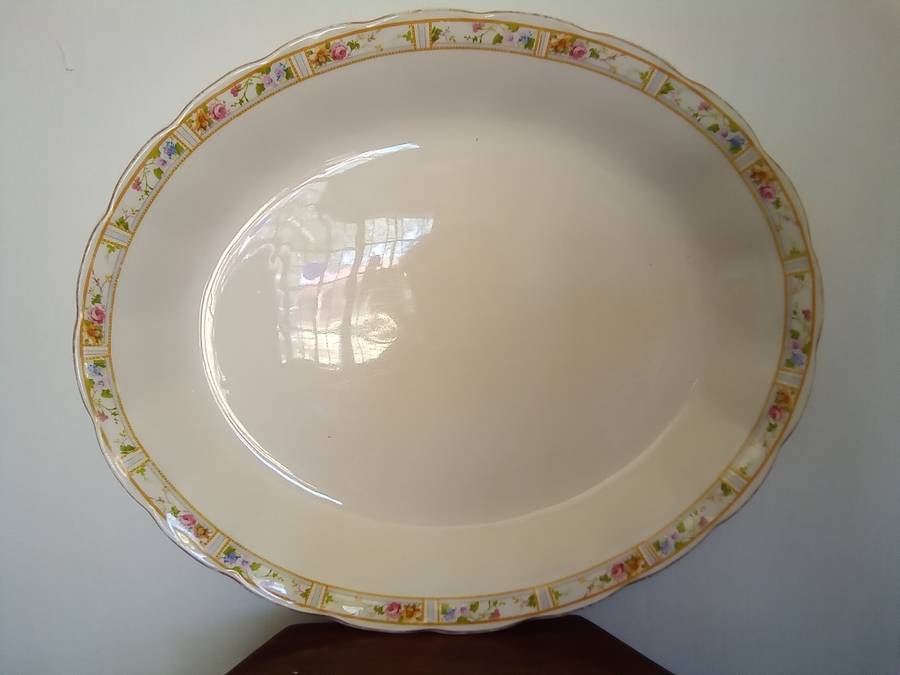 Vintage Grindley Cream Petal Serving Platter 41 by 34cm