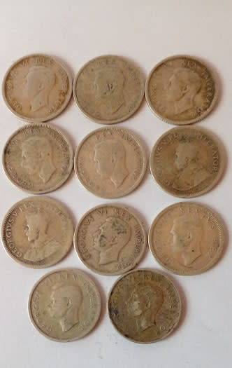 12 x Sixpences -Total 32.3 Grams -0,80% Silver Content.