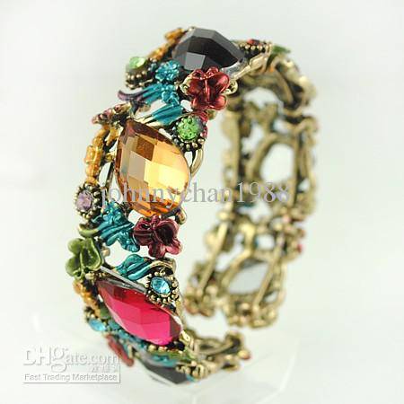 STUNNING!!! BEAUTIFUL BRACELET!!!!!! ZIRCON look look look!!