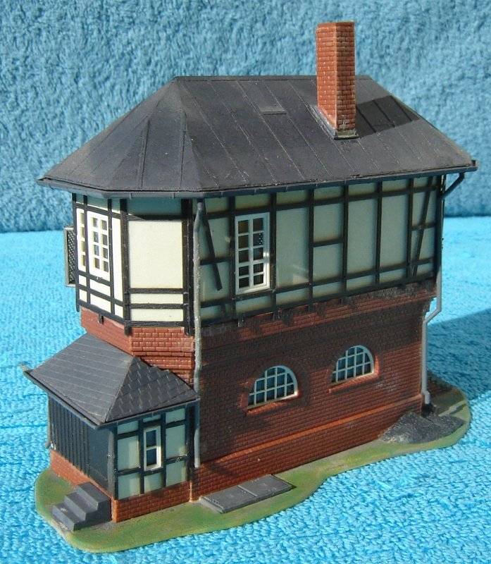 Kibri HO gauge Signal box