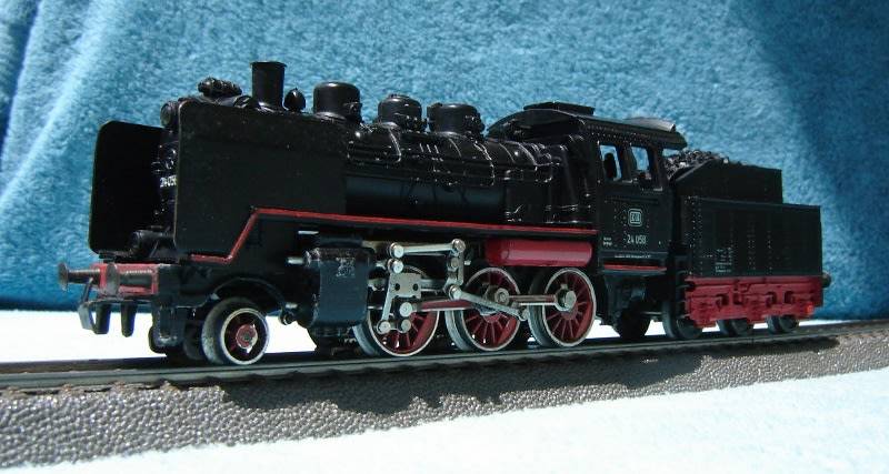 Marklin HO gauge BR24 Steam Locomotive