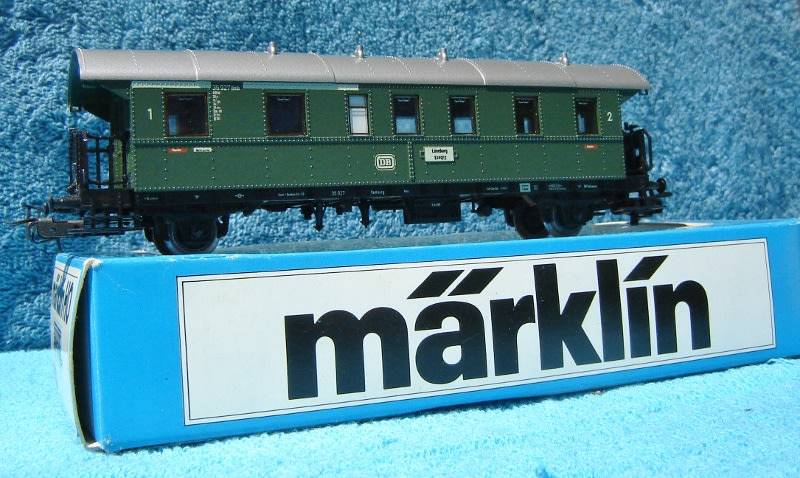 Marklin HO gauge Old Timer Coach (Thunder box) No. 4100