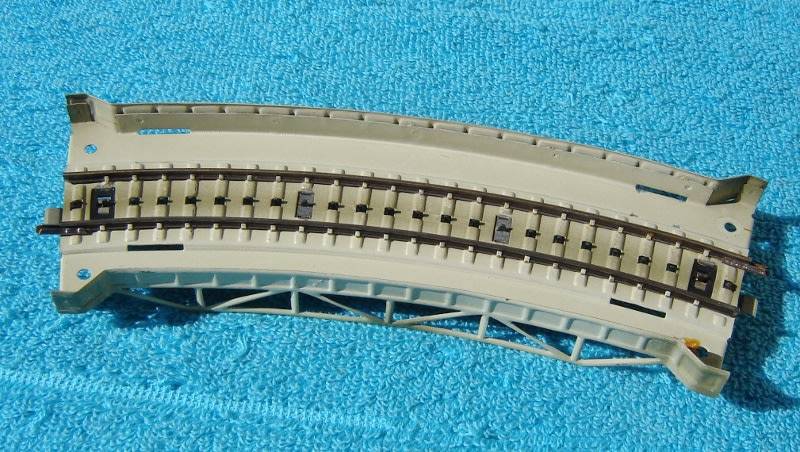 Marklin HO gauge M-Track Curved Approach Section No. 7167