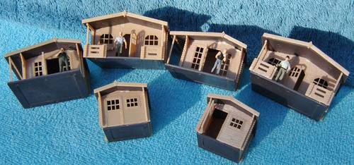 HO gauge Mountain Huts
